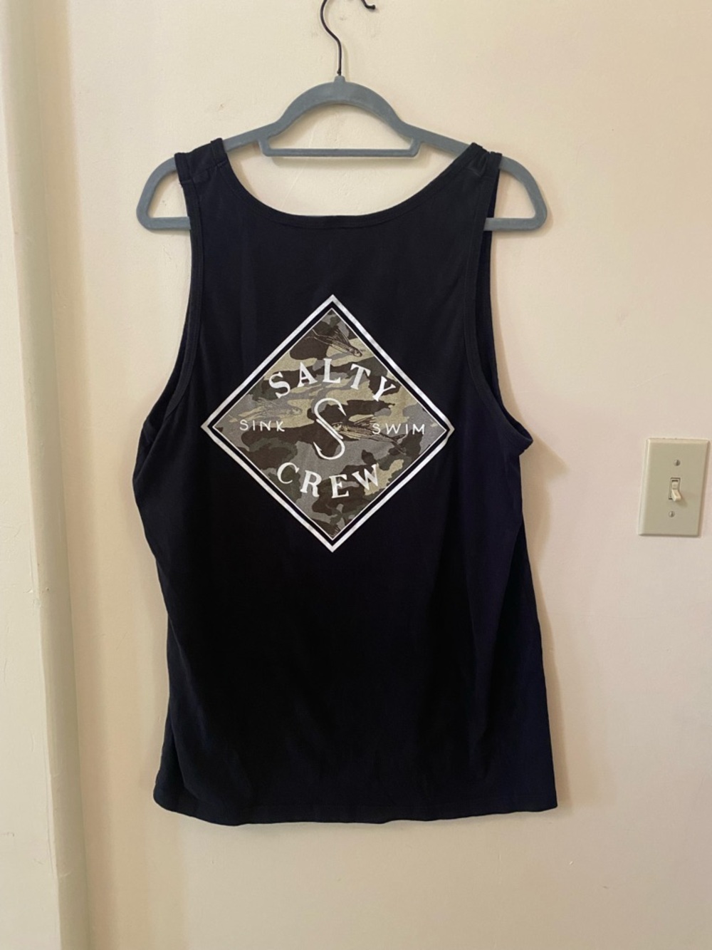 Salty Crew "Sink Swim" Black Graphic Tank Top - Men’s Large - Camo Logo - Picture 2 of 3